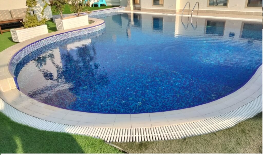 swiming pool maintenance qatar